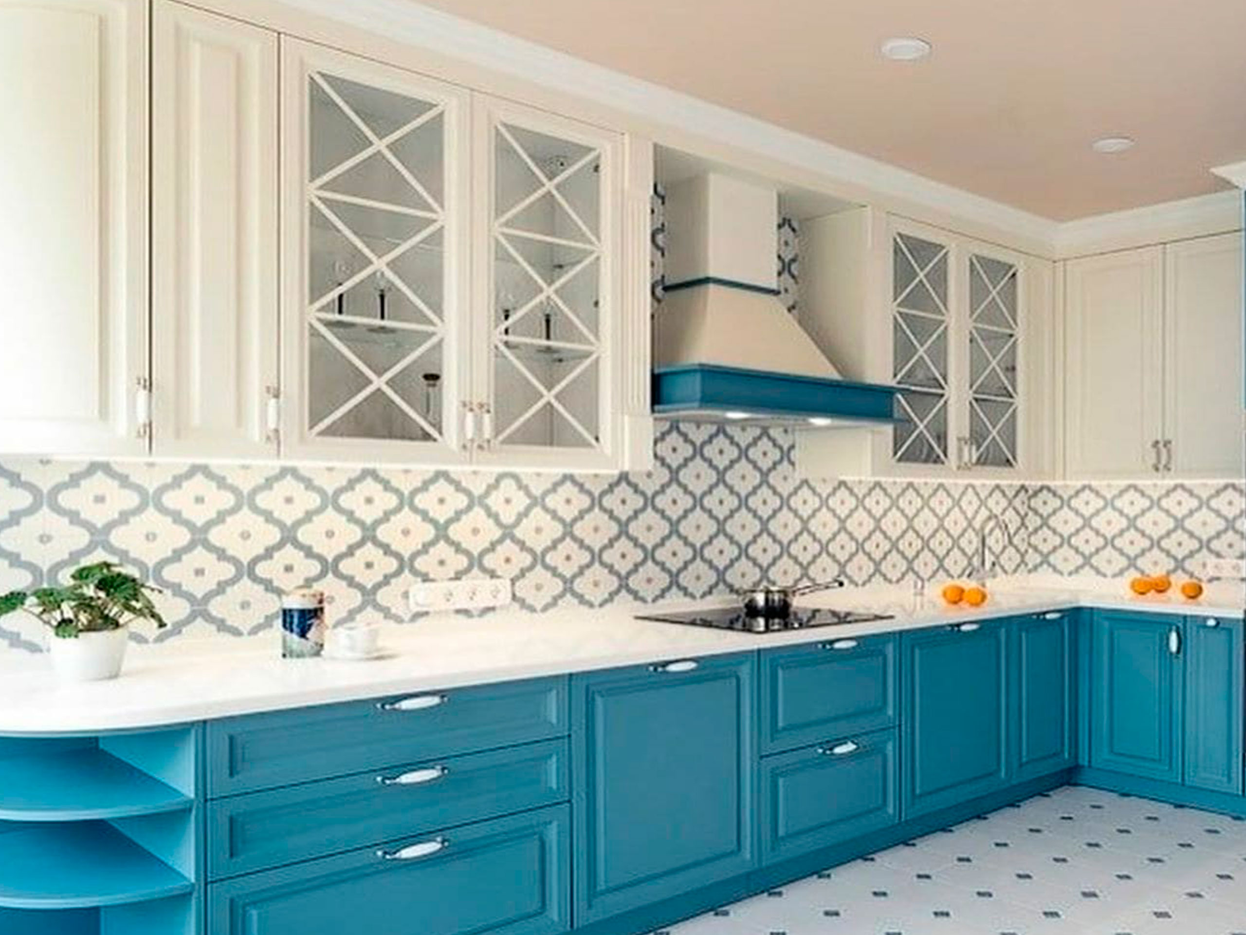 фото кухни П-образной